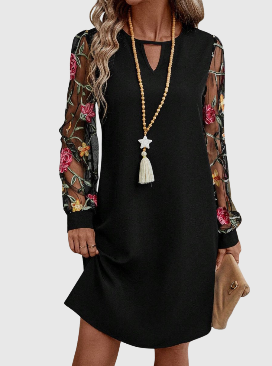 Jolanta | O rochie elegantă cu decolteu în V și mâneci distinctive